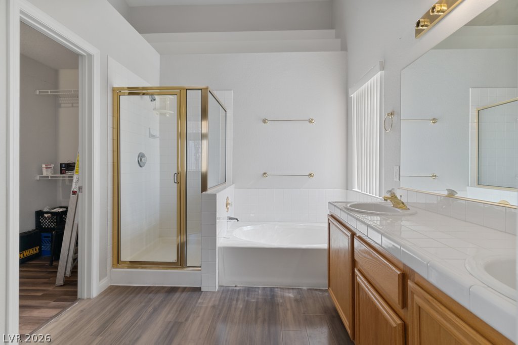 695 North Pearl Island Drive Henderson NV 89015