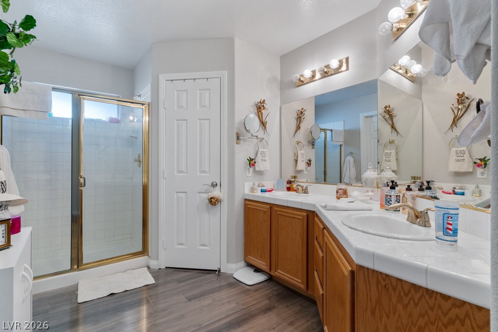 695 North Pearl Island Drive Henderson NV 89015