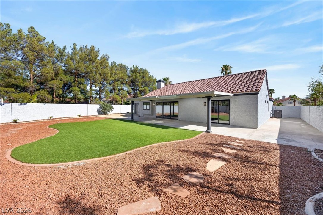 3204 Crescent Run Court Las Vegas NV 89117