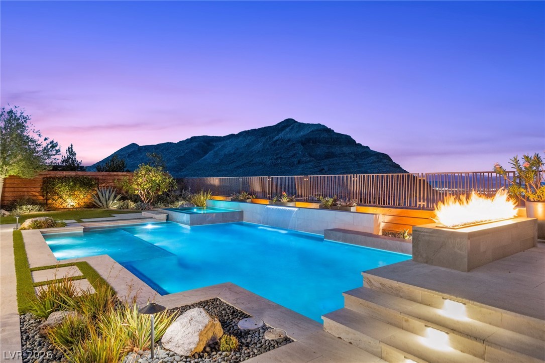 3084 The Peaks Lane Las Vegas NV 89138
