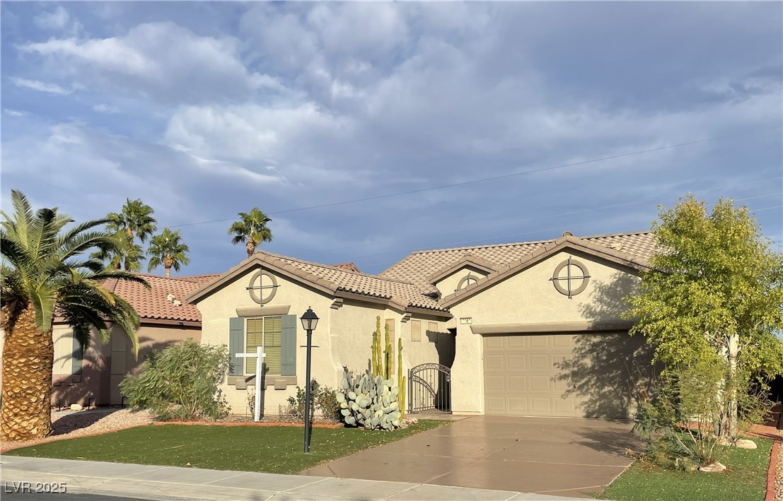 3562 Driving Range Street Las Vegas NV 89122