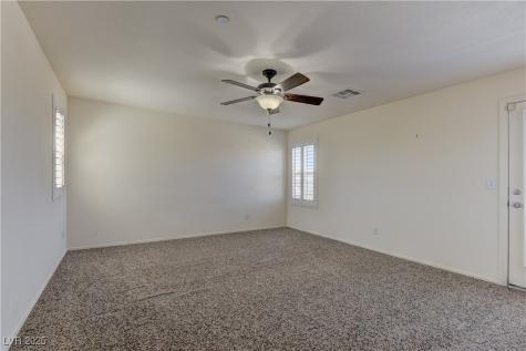 952 Crescent Falls Street Henderson NV 89011