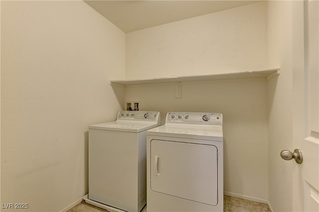 952 Crescent Falls Street Henderson NV 89011