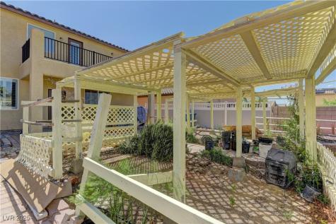 952 Crescent Falls Street Henderson NV 89011