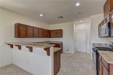 952 Crescent Falls Street Henderson NV 89011