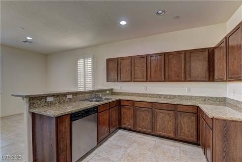 952 Crescent Falls Street Henderson NV 89011
