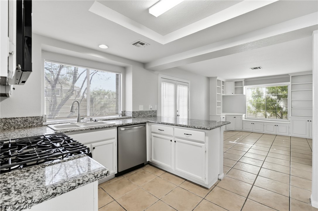 551 British Court Henderson NV 89014