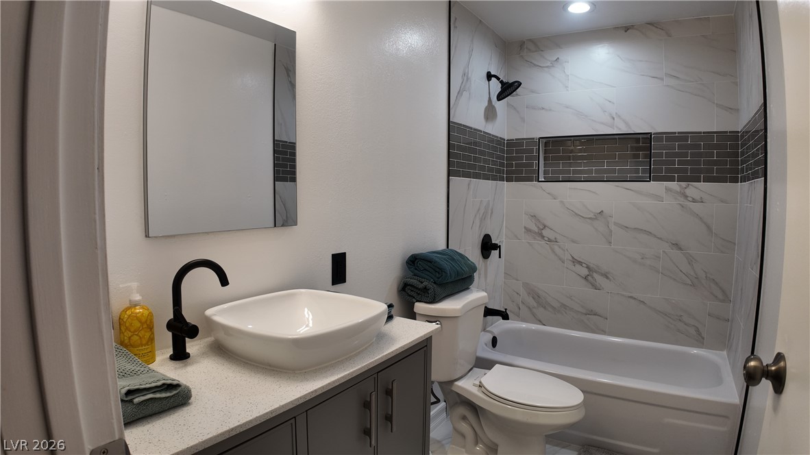 4429 Rimcrest Road Las Vegas NV 89121