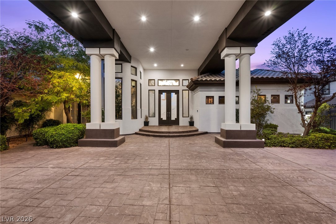 9708 Winter Palace Drive Las Vegas NV 89145