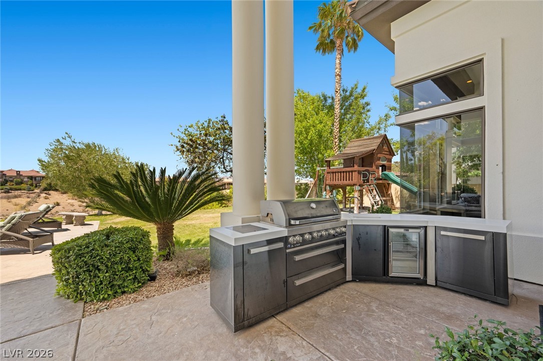 9708 Winter Palace Drive Las Vegas NV 89145