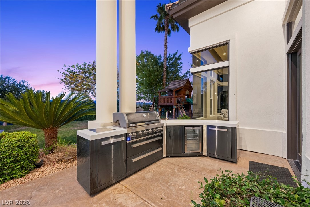 9708 Winter Palace Drive Las Vegas NV 89145