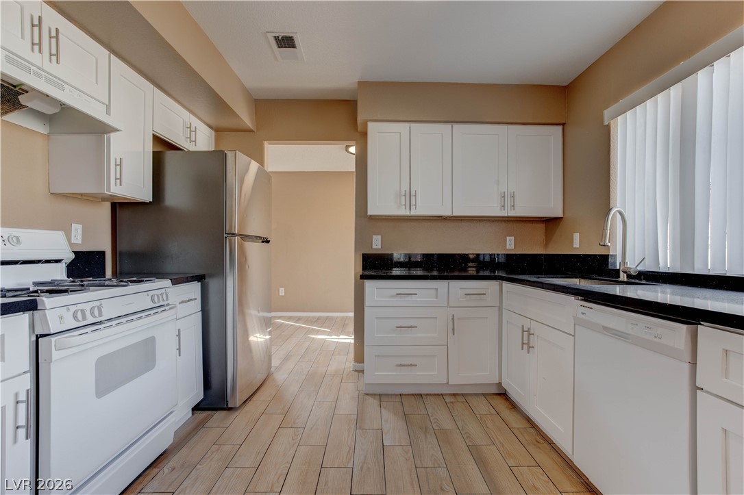 4140 Compass Rose Way Las Vegas NV 89108