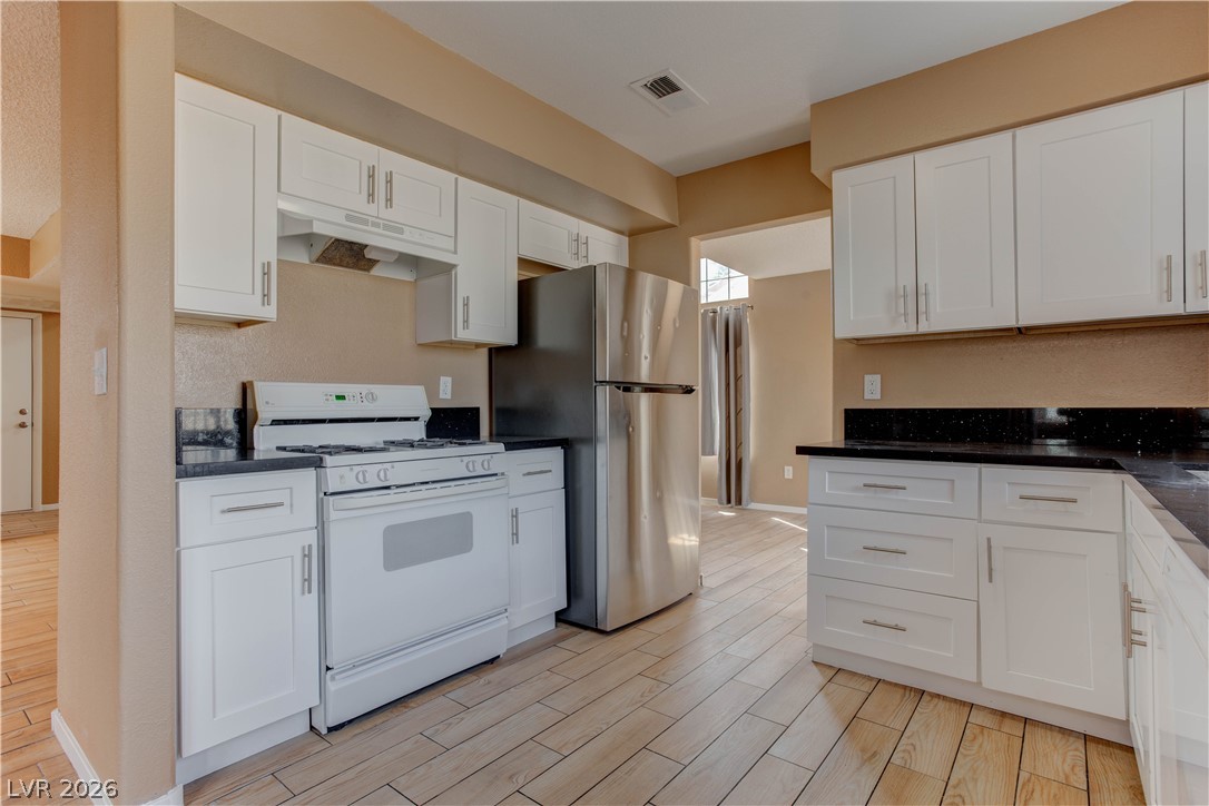 4140 Compass Rose Way Las Vegas NV 89108