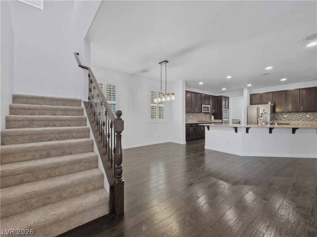 2064 Thames View Street Henderson NV 89044