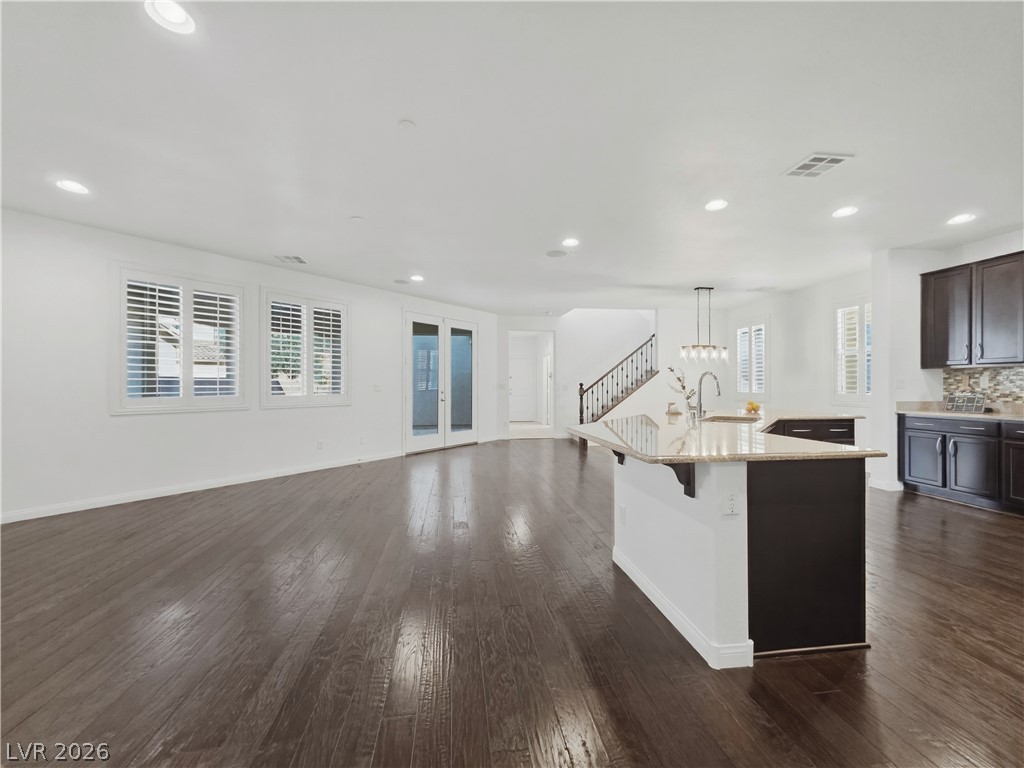 2064 Thames View Street Henderson NV 89044