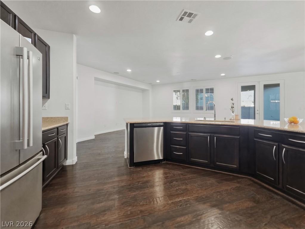 2064 Thames View Street Henderson NV 89044
