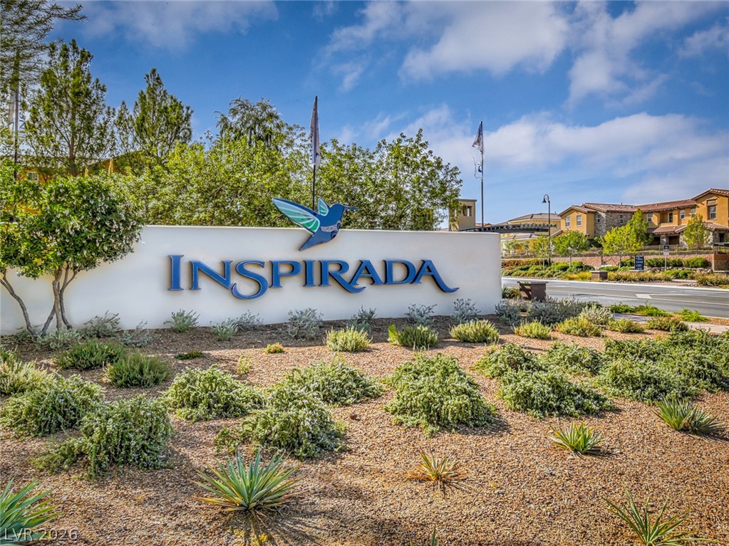2064 Thames View Street Henderson NV 89044
