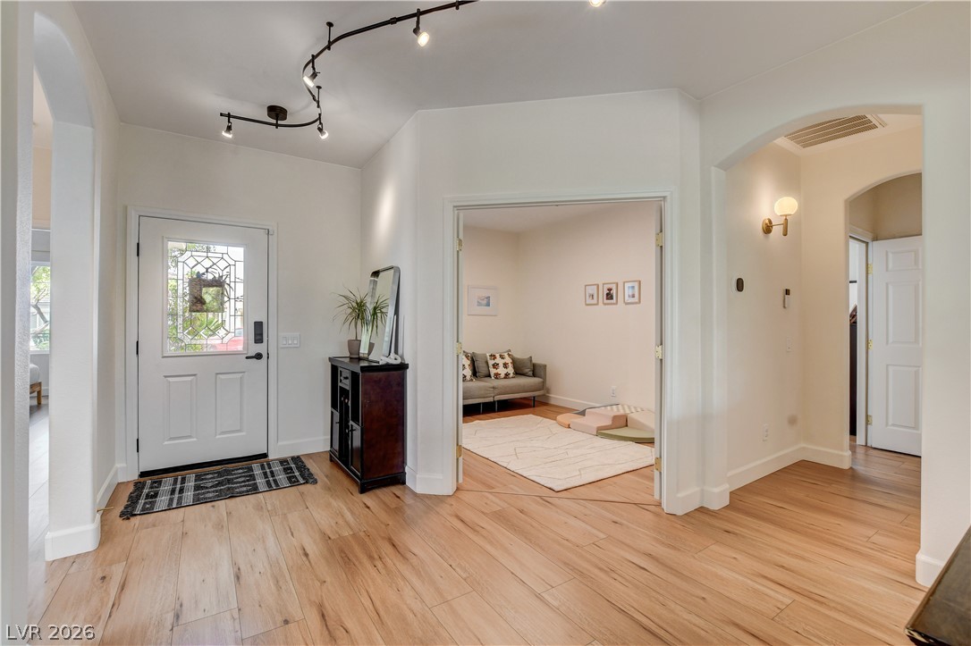 2546 Belgreen Street Las Vegas NV 89135