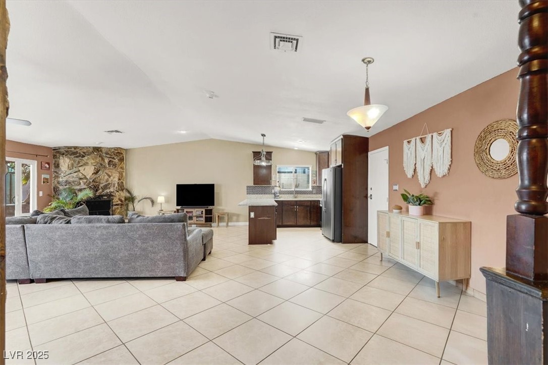 4596 Eureka Street Las Vegas NV 89103