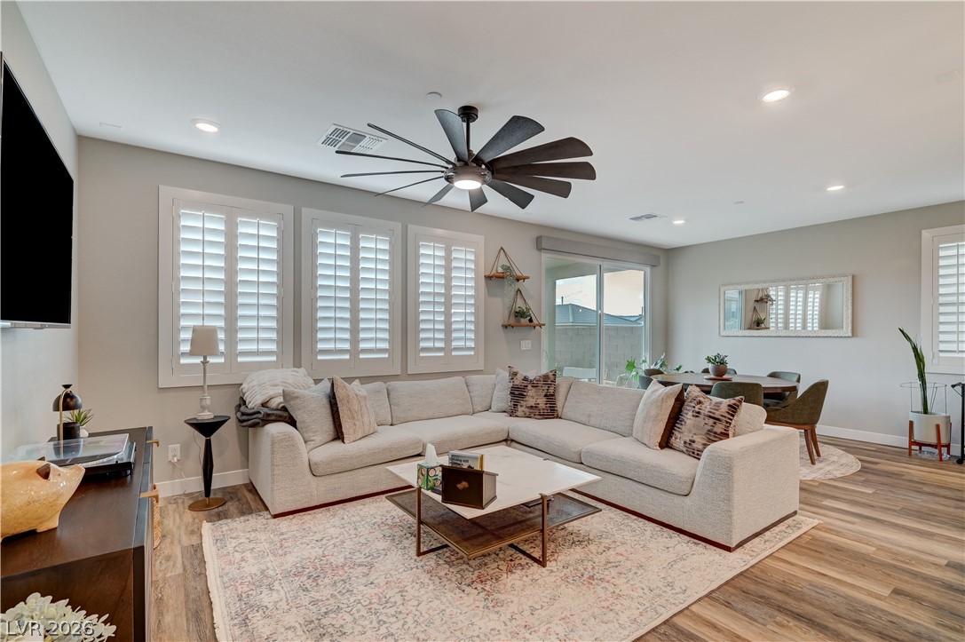 2571 Boboviste Street Henderson NV 89044