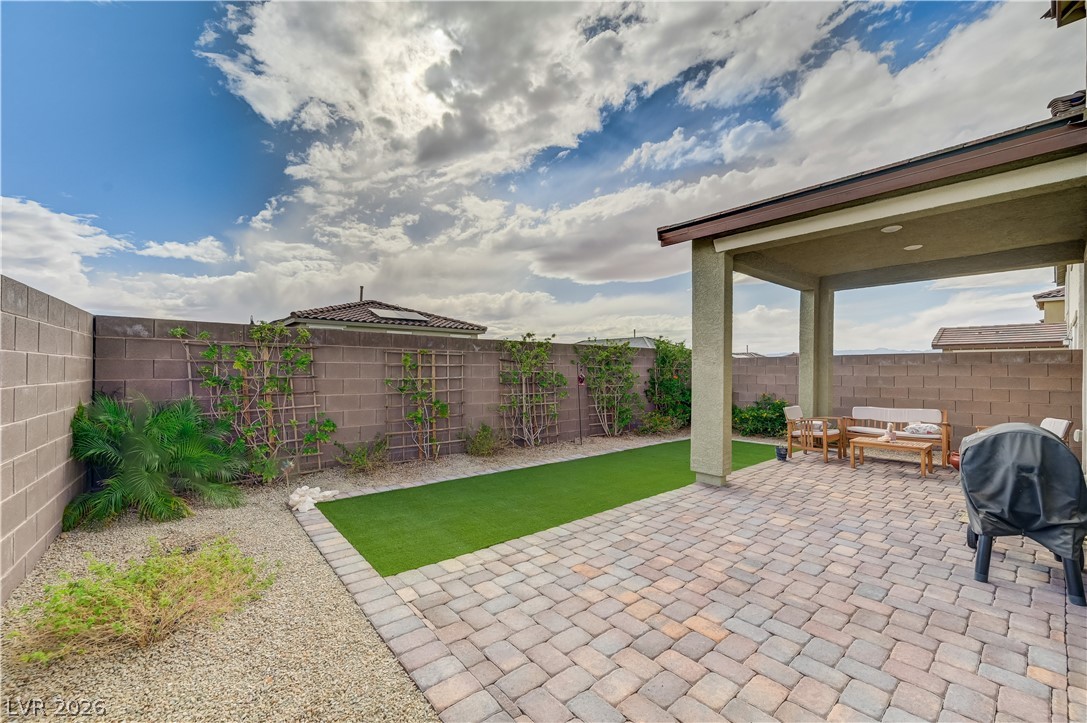 2571 Boboviste Street Henderson NV 89044