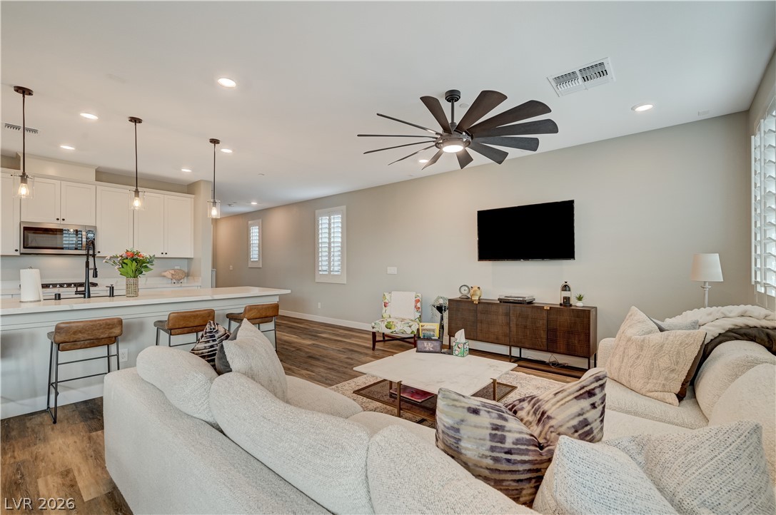 2571 Boboviste Street Henderson NV 89044