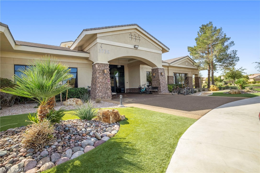 6168 Forest Pony Avenue Las Vegas NV 89122