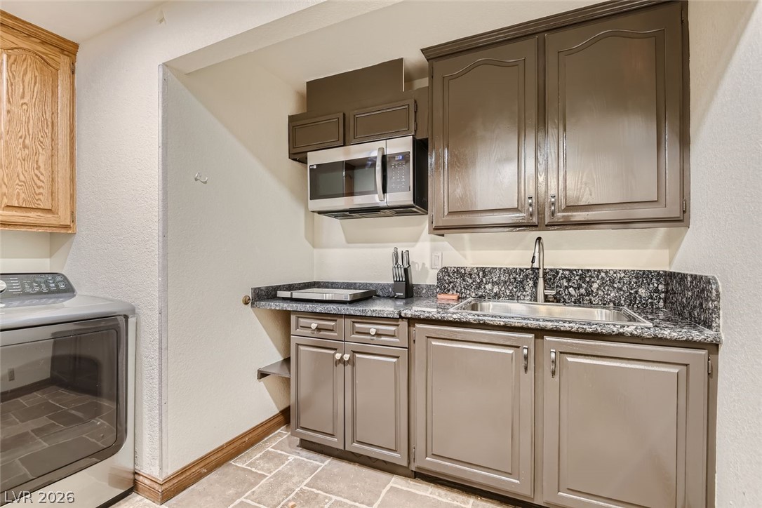 3380 Camino Gardens Way Las Vegas NV 89146