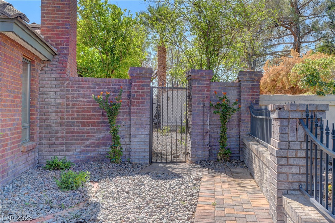 3380 Camino Gardens Way Las Vegas NV 89146