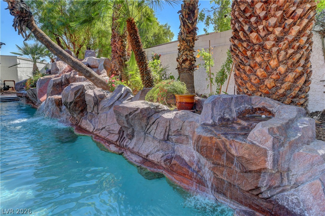 3380 Camino Gardens Way Las Vegas NV 89146