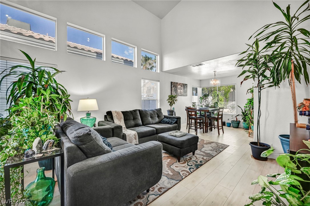 7225 Old Mission Drive Las Vegas NV 89128