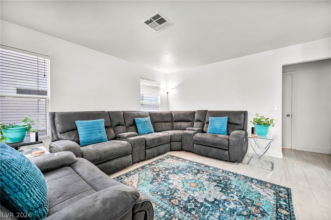 7225 Old Mission Drive Las Vegas NV 89128