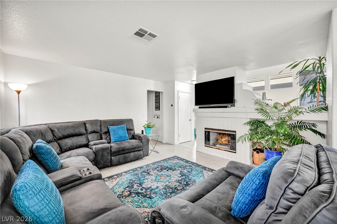 7225 Old Mission Drive Las Vegas NV 89128
