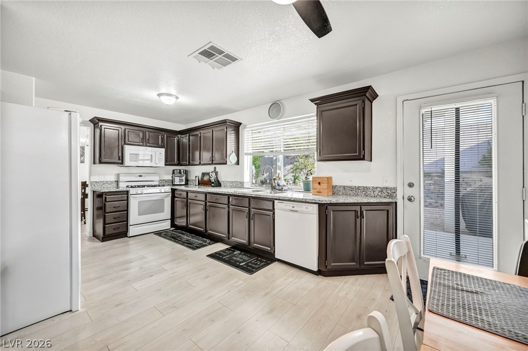 7225 Old Mission Drive Las Vegas NV 89128