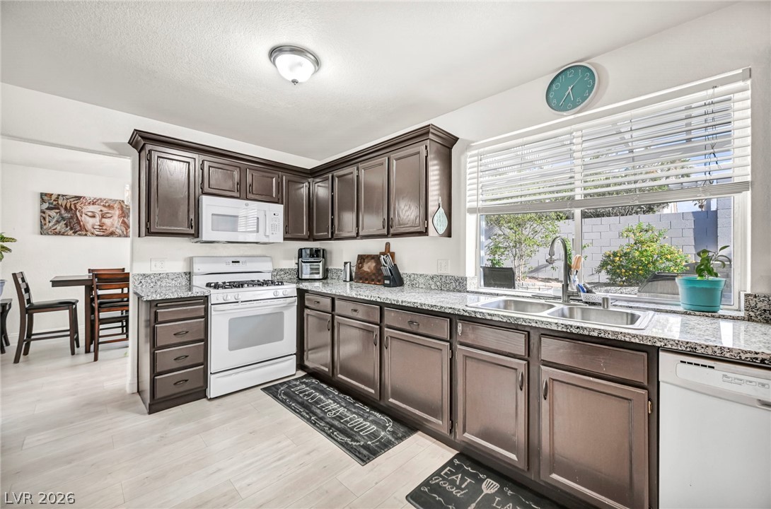 7225 Old Mission Drive Las Vegas NV 89128