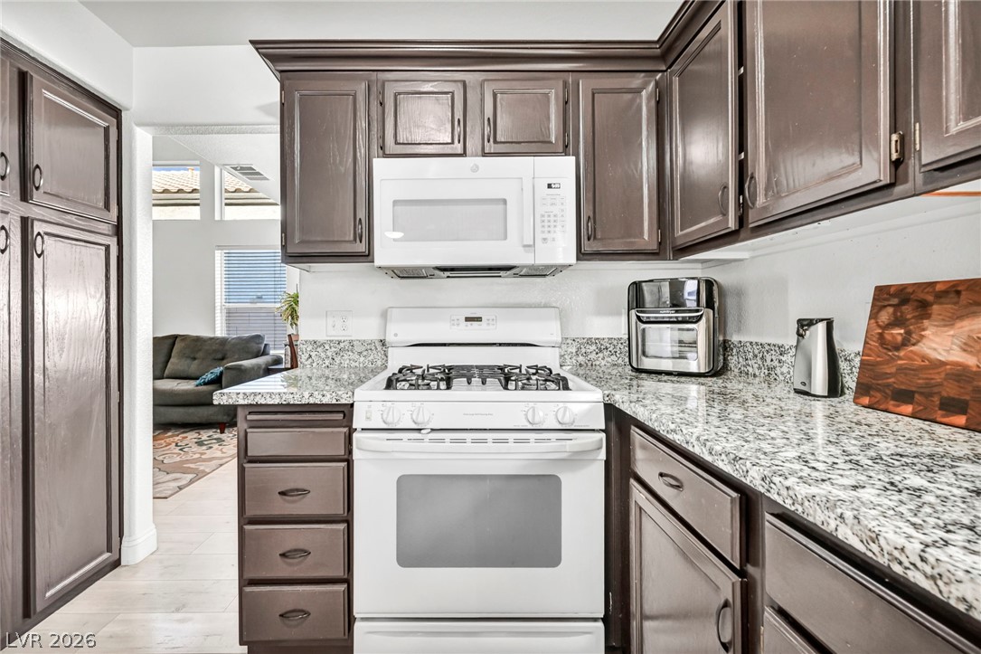 7225 Old Mission Drive Las Vegas NV 89128