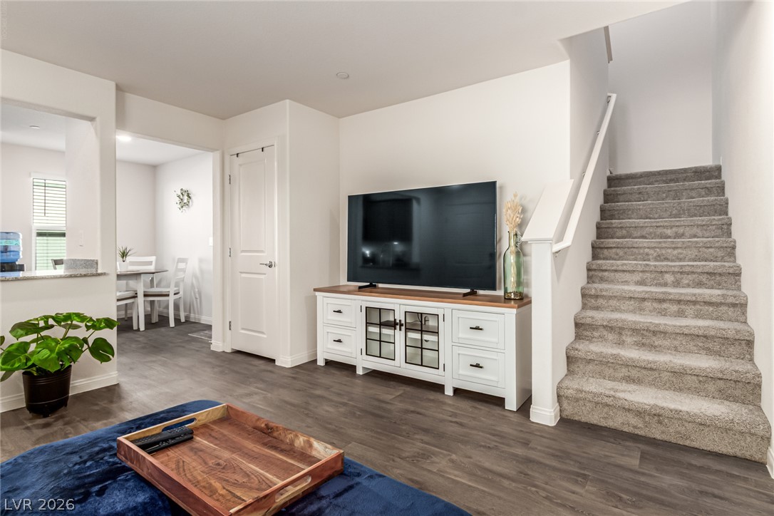 2829 Champagne Gold Avenue North Las Vegas NV 89086