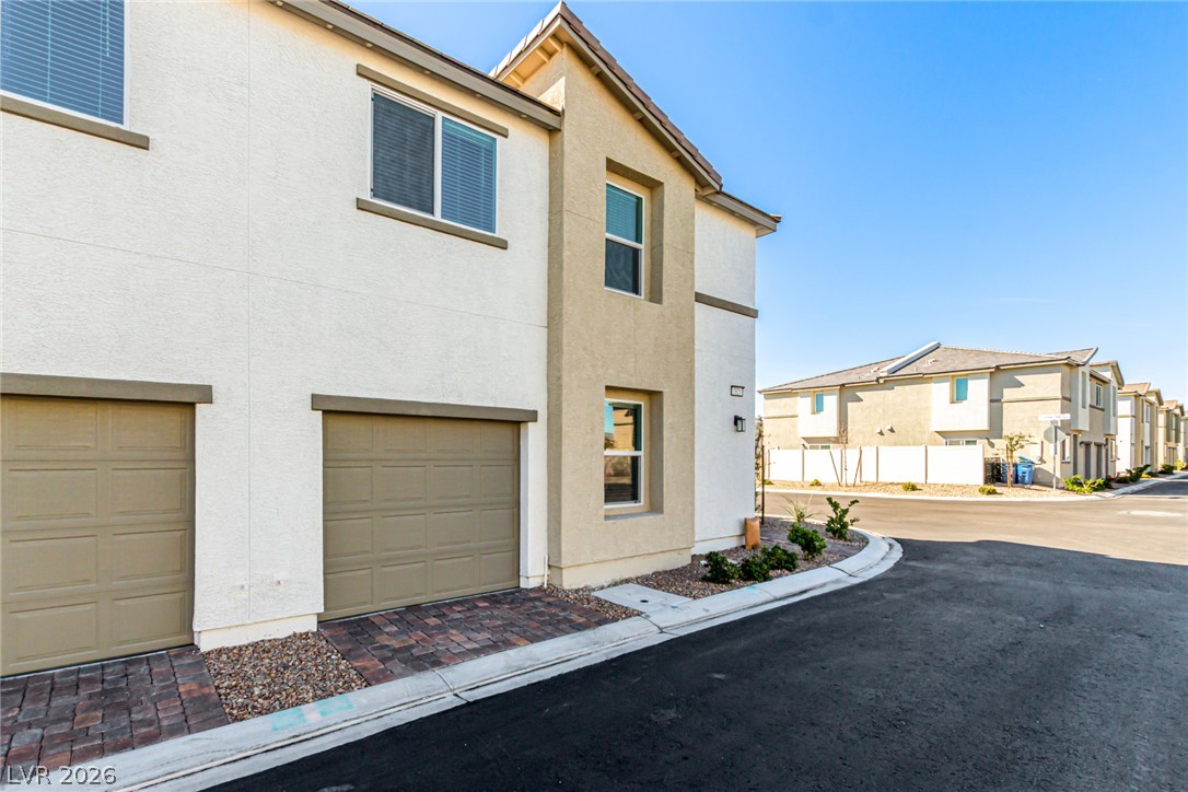 2829 Champagne Gold Avenue North Las Vegas NV 89086