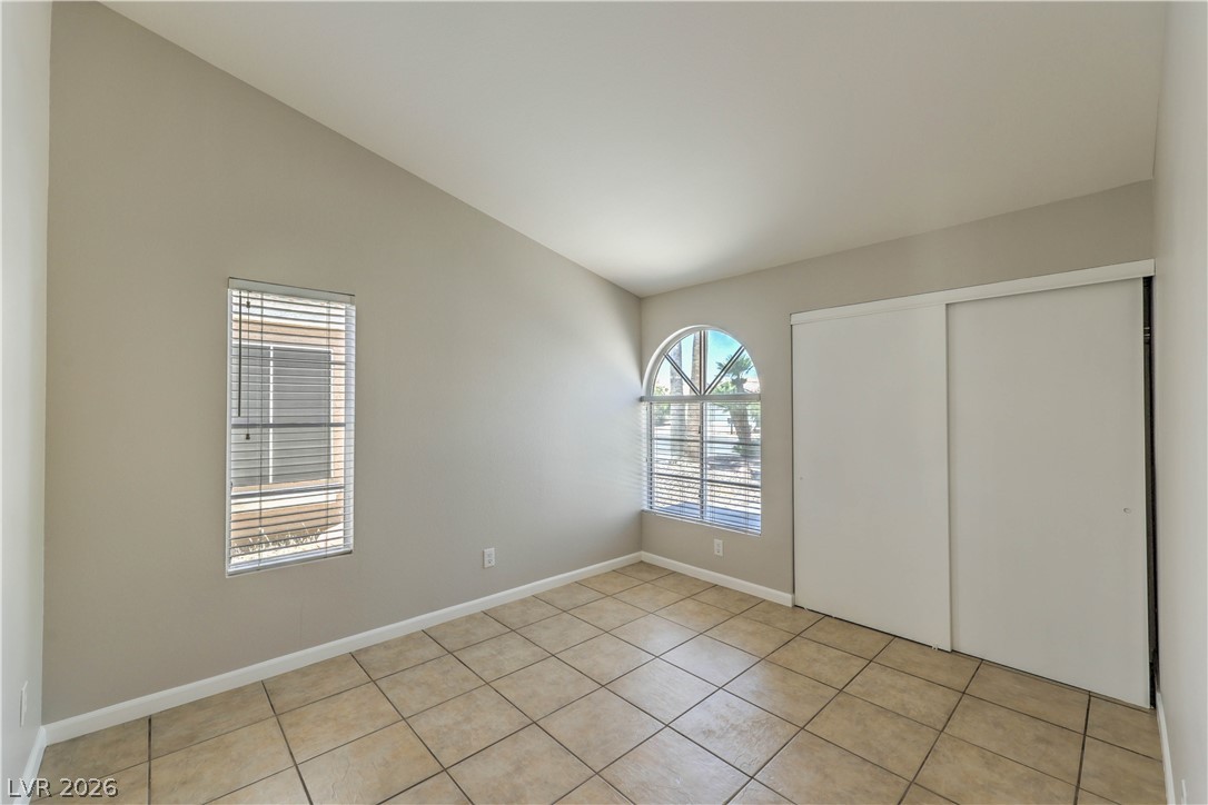 2007 Glistening Sands Drive Las Vegas NV 89119