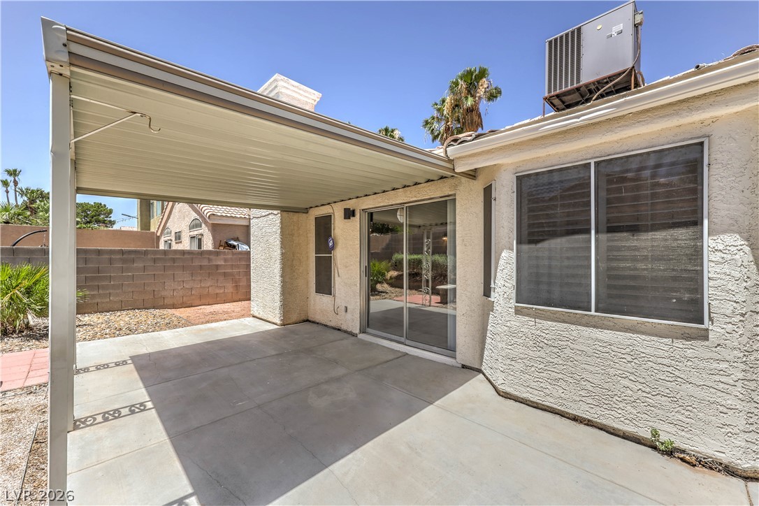 2007 Glistening Sands Drive Las Vegas NV 89119
