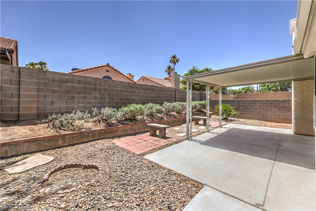 2007 Glistening Sands Drive Las Vegas NV 89119