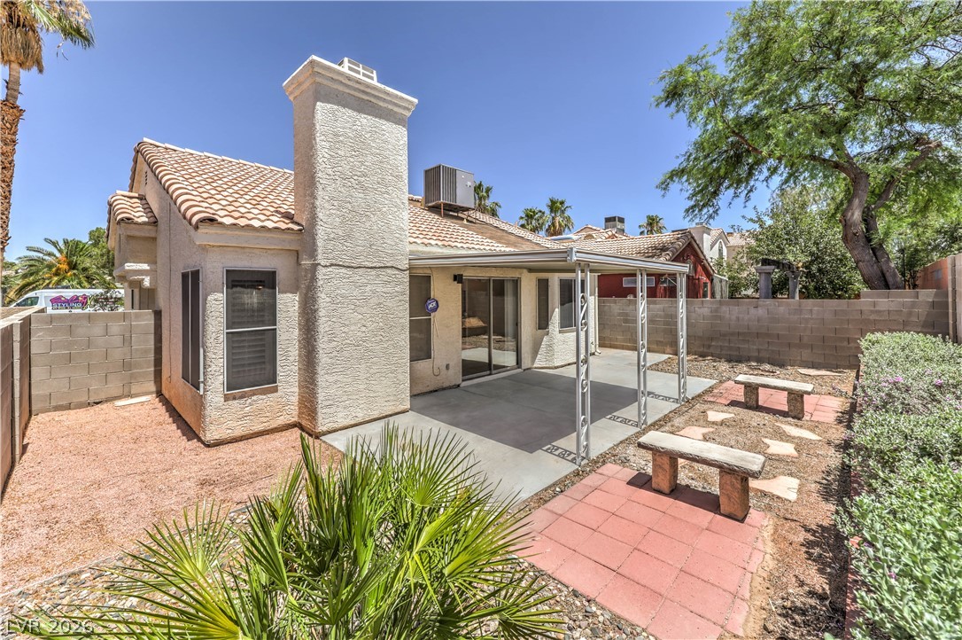 2007 Glistening Sands Drive Las Vegas NV 89119