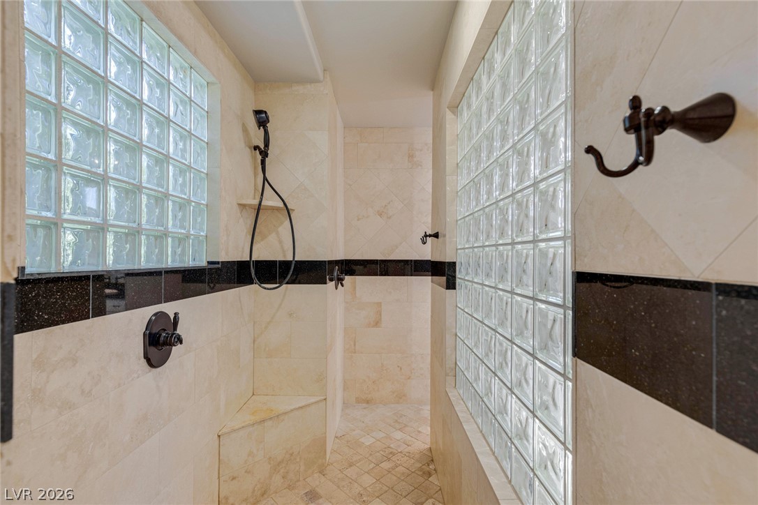 300 Kingsclear Court Las Vegas NV 89145