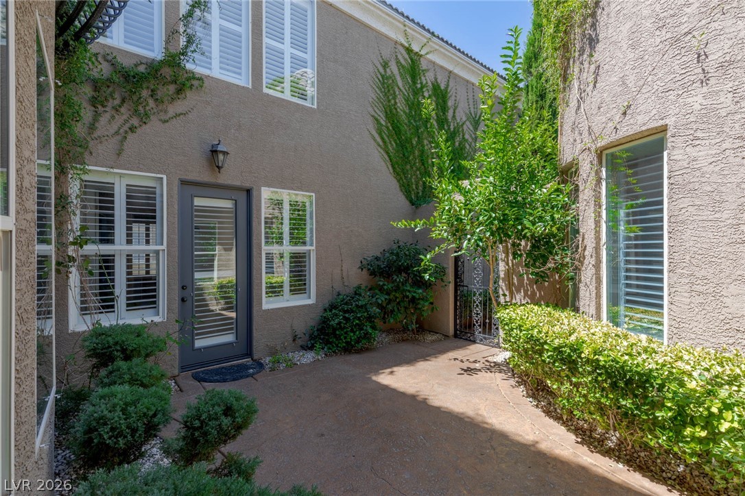 300 Kingsclear Court Las Vegas NV 89145