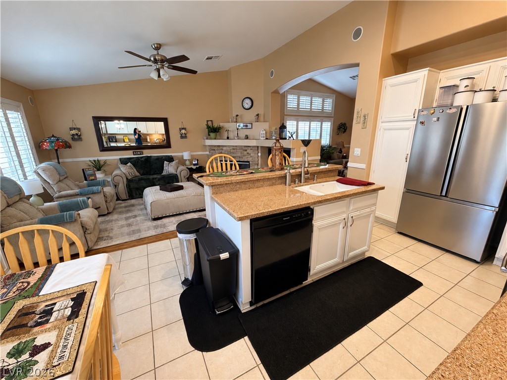 1825 Ginger Blossom Avenue North Las Vegas NV 89031