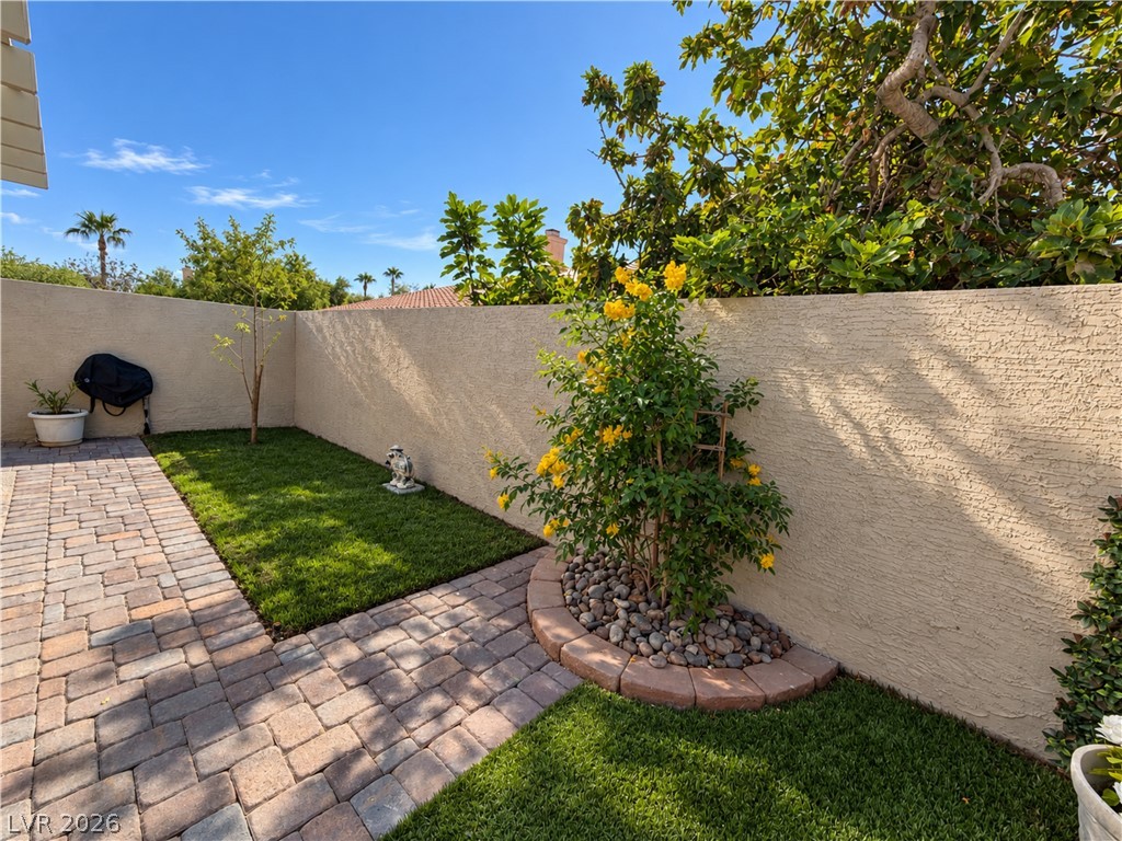 1825 Ginger Blossom Avenue North Las Vegas NV 89031