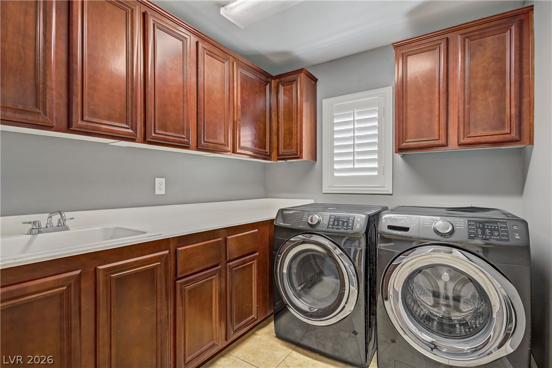 6908 Fox Sparrow Court North Las Vegas NV 89084
