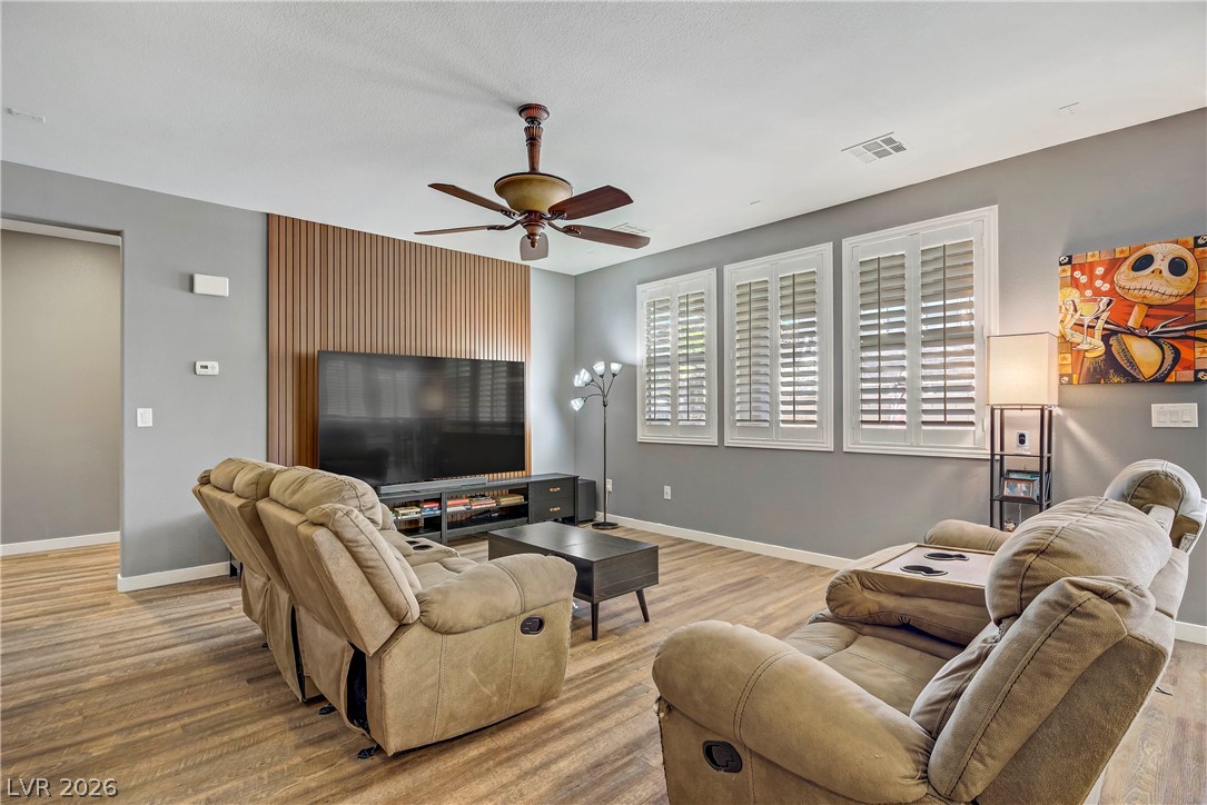 6908 Fox Sparrow Court North Las Vegas NV 89084