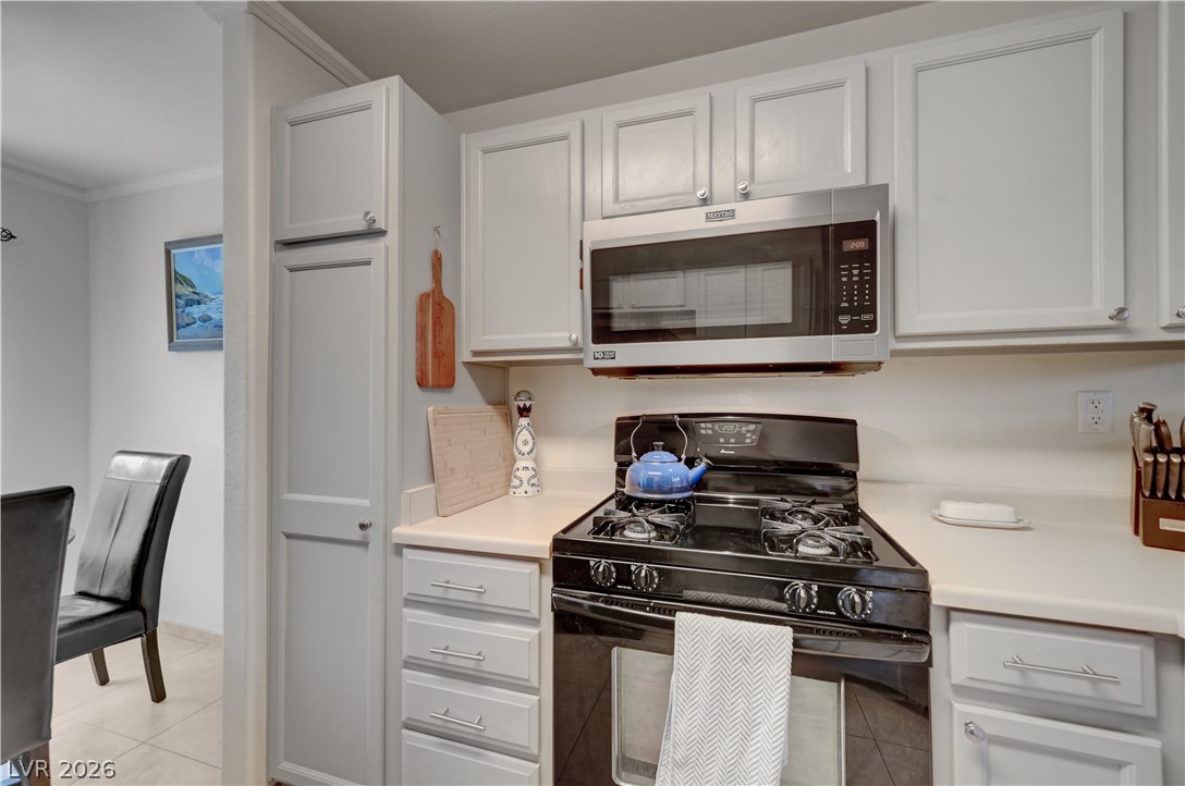 10374 Midnight Iris Street Las Vegas NV 89183