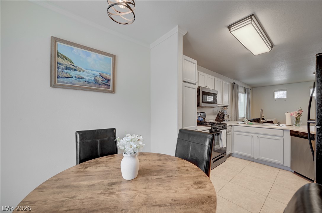 10374 Midnight Iris Street Las Vegas NV 89183